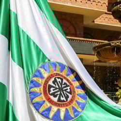 simb-bandera-usta